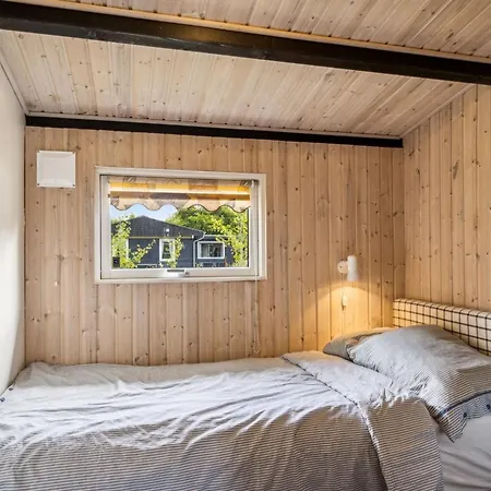 Hanne - 300m From The Sea By Interhome *